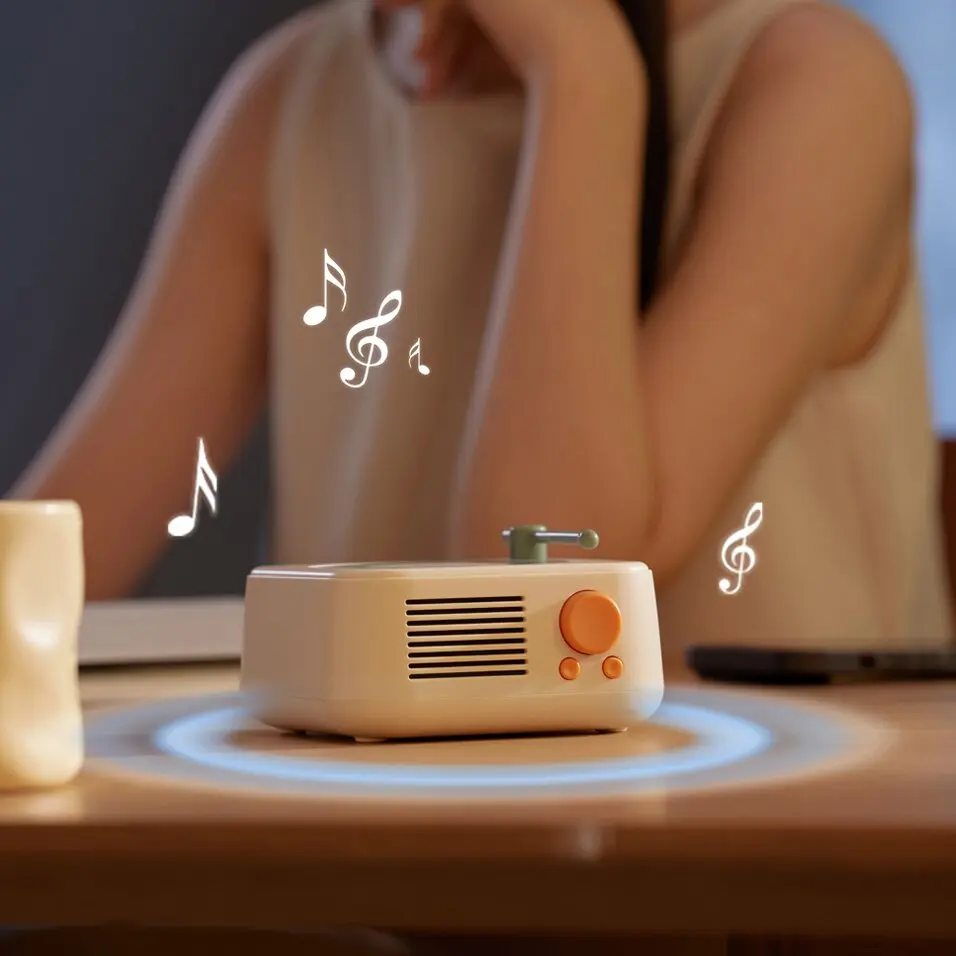 Classic Style Vintage Vinyl Record Player Old Fashioned Wireless Speaker with 5W Power Black Glue Stereo Bass Enhancement