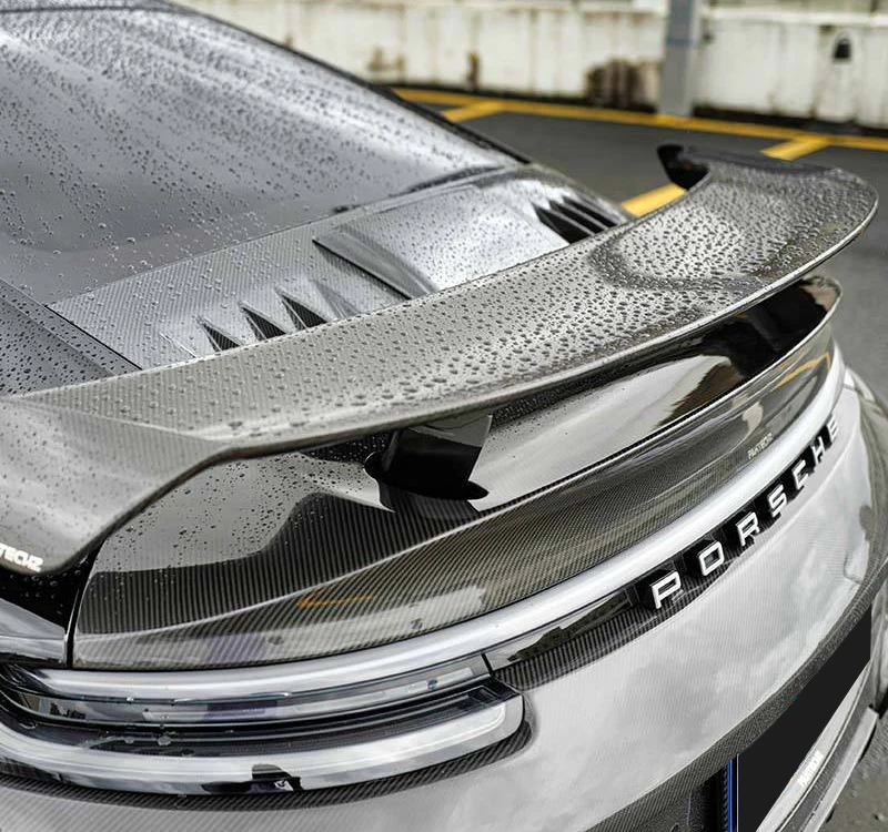 Dry Carbon Fiber BodyKit Rear Bumper Wing Rear Spoiler For porsche 911 992 Turbo S