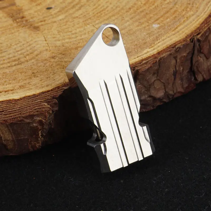 OEM Metal Emergency Whistle Self Defense For Anti Rape Colorful Keychain Whistles For Survival Safety SOS Outdoors Activities