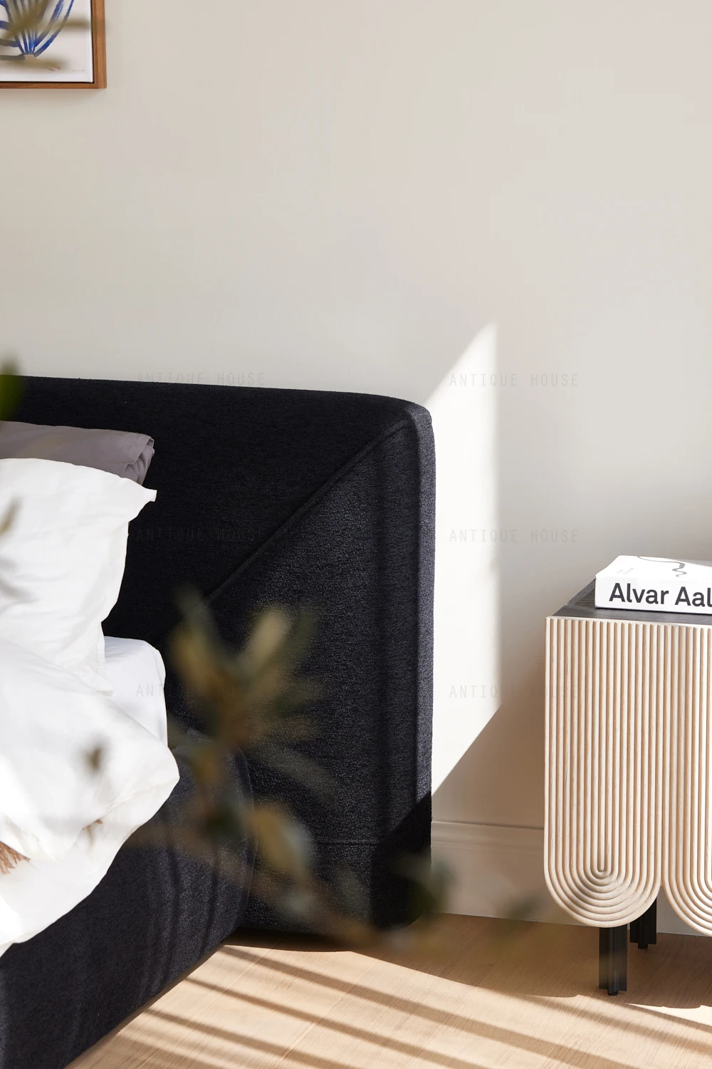 Natural furniture Japandi bedroom furniture design home fabric modern bed double luxury bed for bedroom hotel