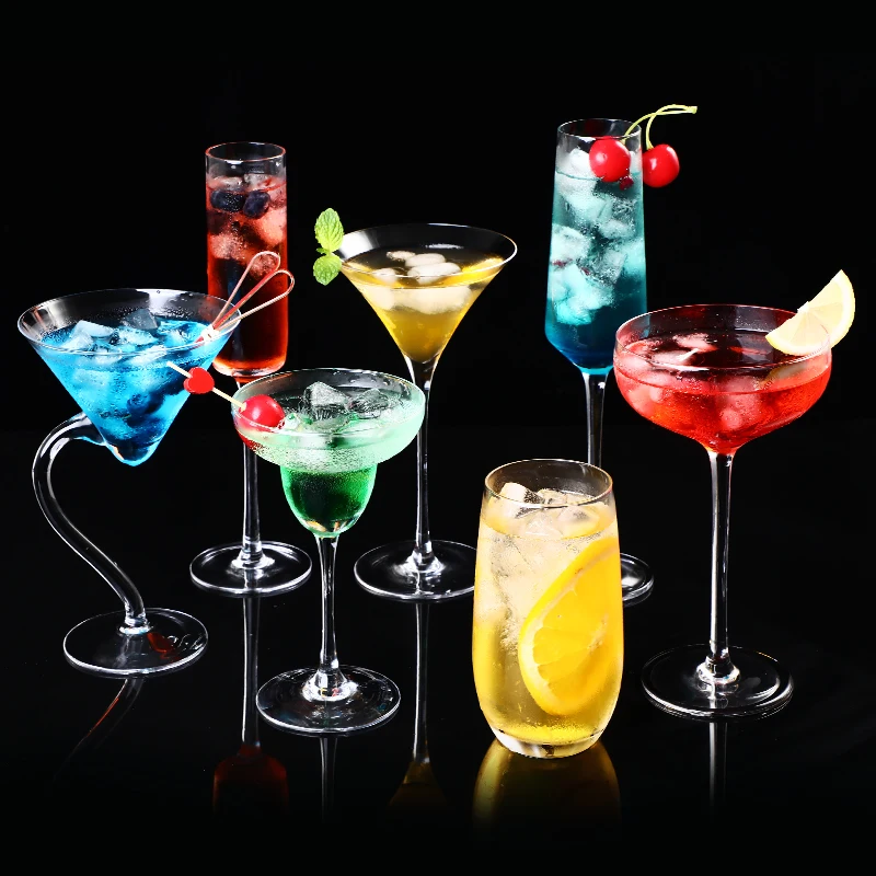 Unique Shape Cocktail Glasses Bar Drinks Martini Glass Set Personalized Wine Glasses for Bar Specialty Cocktails