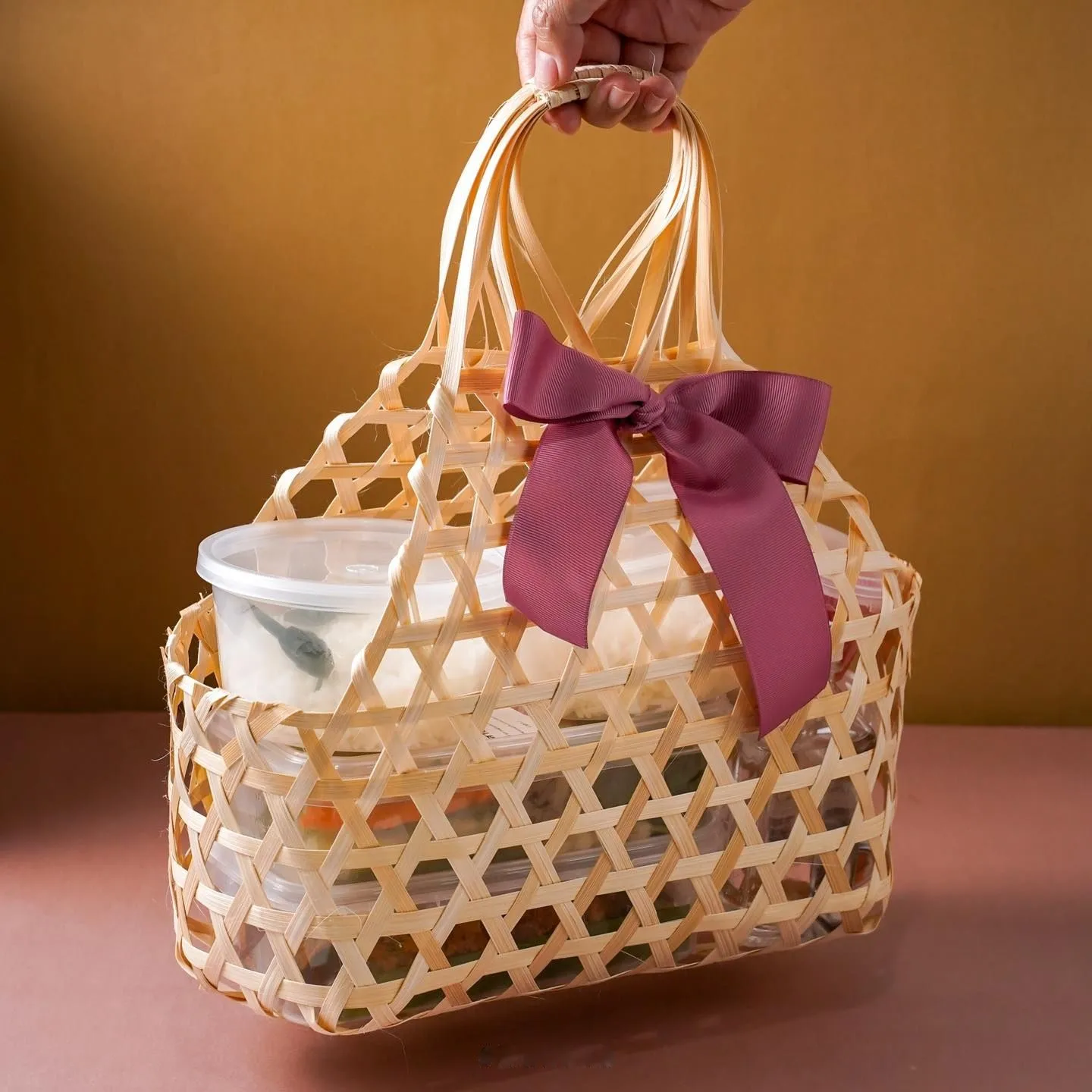 Wholesale empty gift basket bamboo baskets for gifts packaging large small customized sizes bags