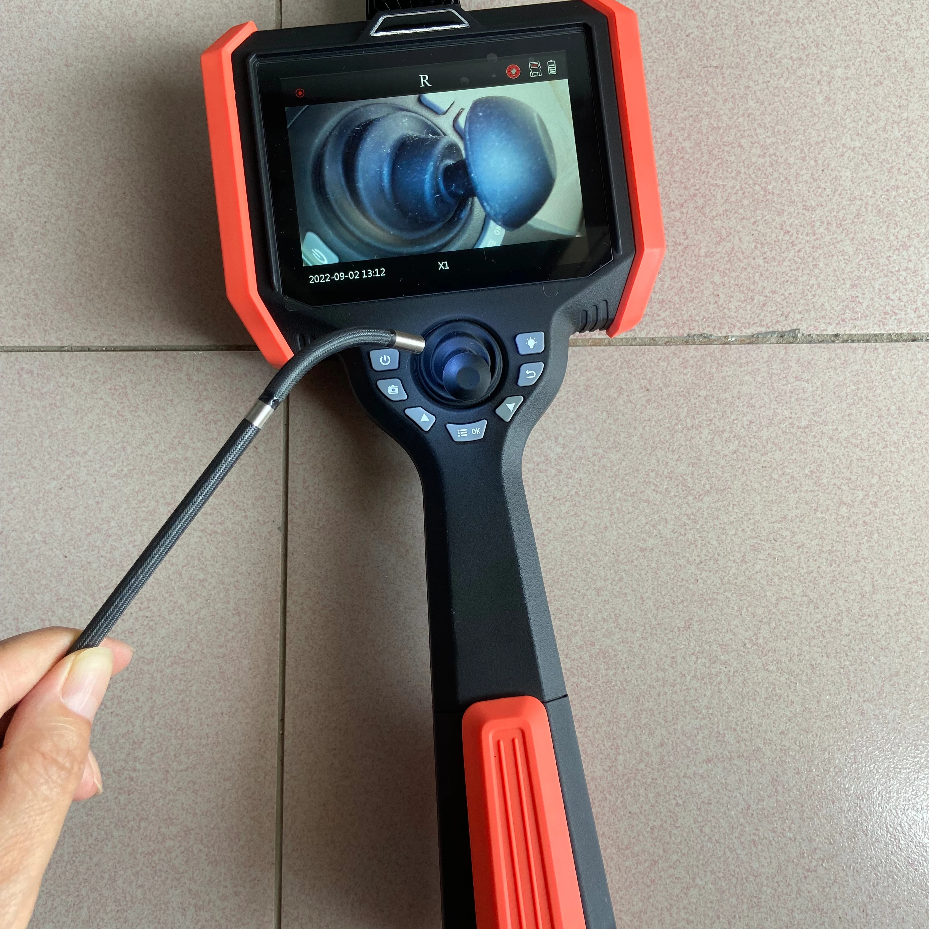 Portable Industrial Inspection Videoscope With Joystick Control 1.5M Camera Lens 4.0mm Working Cable 5' Display