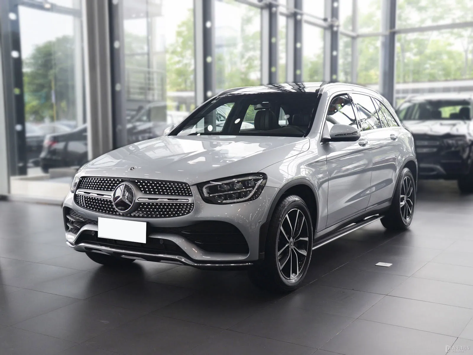 Высокая скорость 235 км/ч Mercedes GLC 300 L 4 MATIC Прямая продажа с завода дешевые автомобили произведенные в Китае
