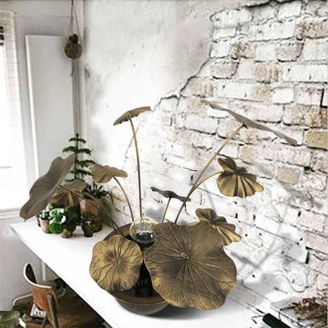  Нордическая Высококачественная железная настольная лампа ручной работы с тропическими листьями для дома отеля OEM ODM