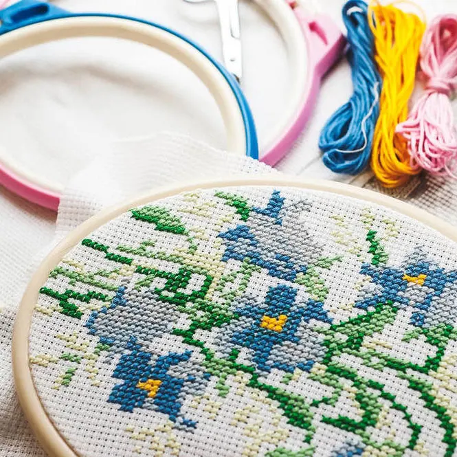 2022 High Quality Needlework printed cross stitch, colorful village scenery diy cross stitch kits