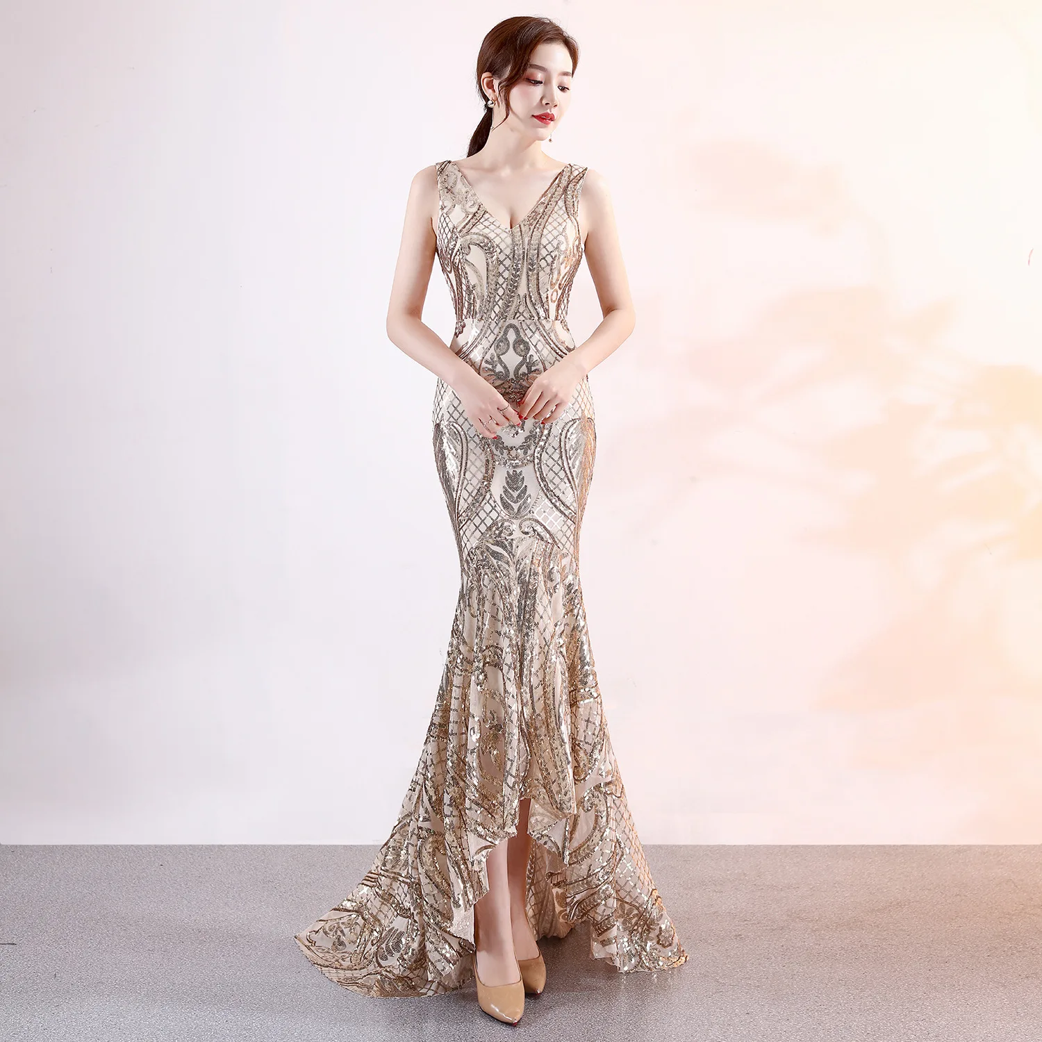 Wholesales  bride high Quality Fishtail Korean evening dress V neck Sing Clothing Gown Prom Evening Women Dress