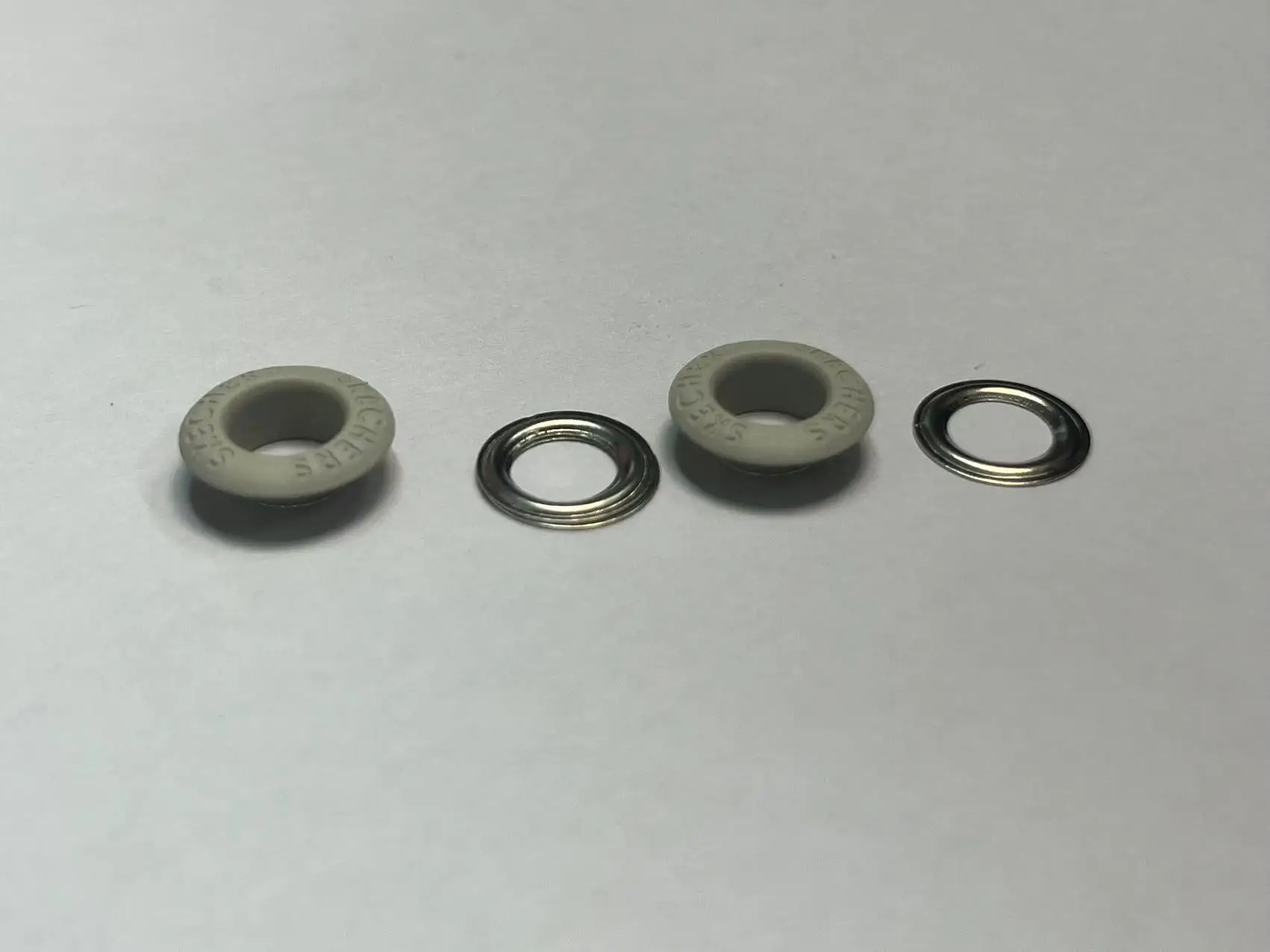 Custom Logo Eyelet in Brass Material for Garments Clothing Hook