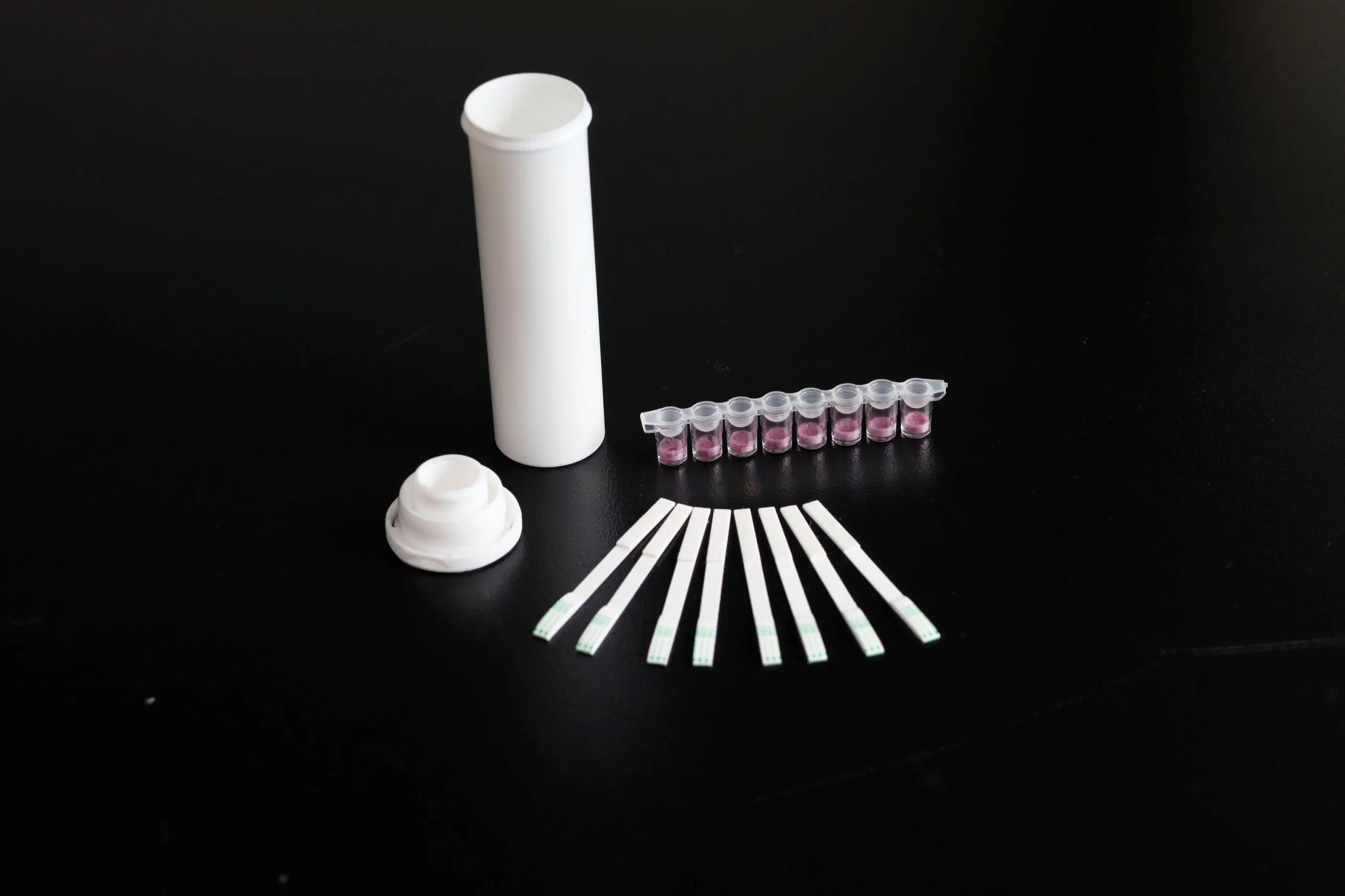 LSY-20043 Green Spring rapid test dipstick to detect Gentamicin residue in milk sample produced by Shenzhen Lvshiyuan
