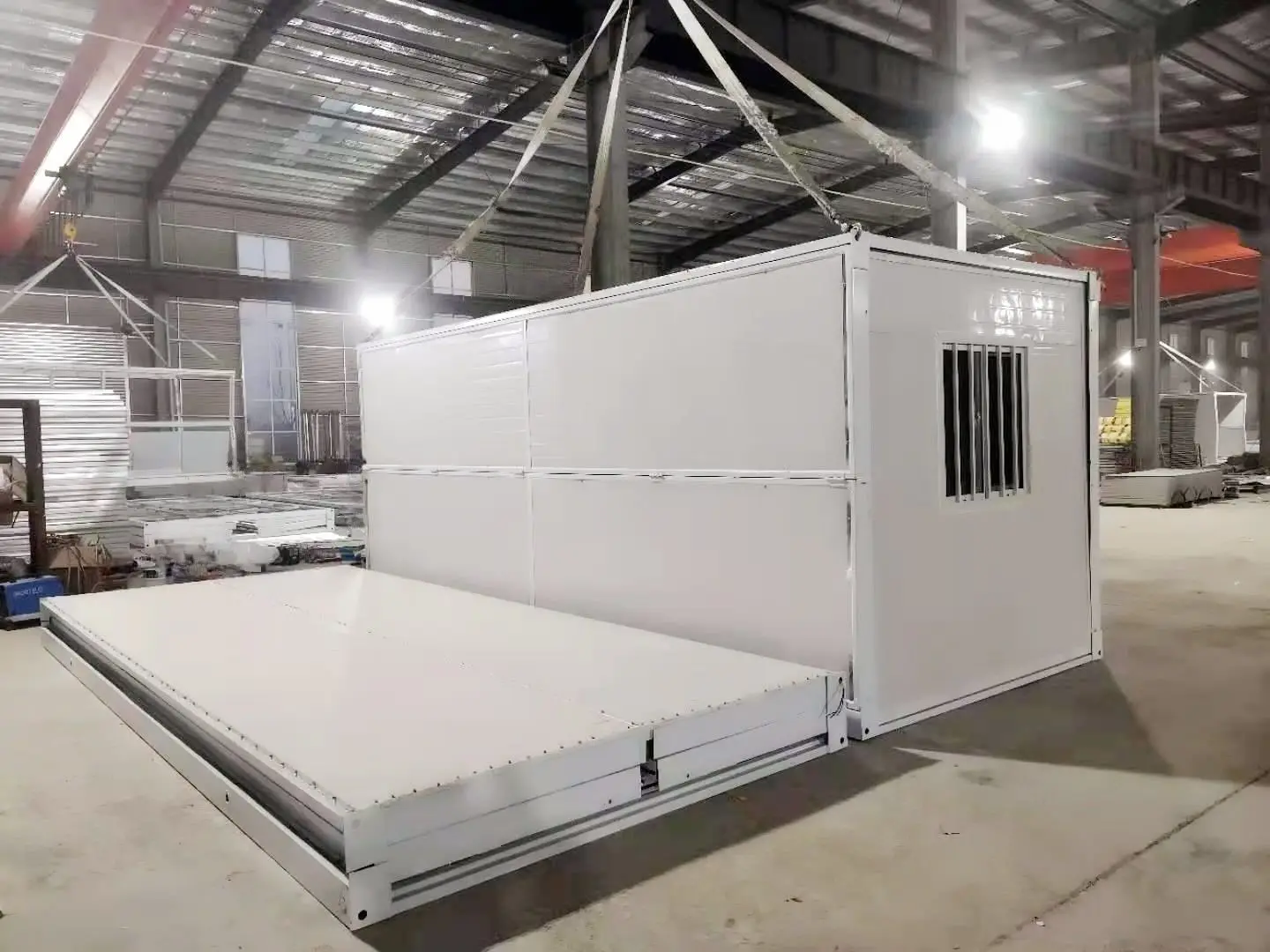 DFBD Verified Suppliers Steel Structure Container Anti Earthquake Folding House Thailand Economic Movable Home Warehouse Casas