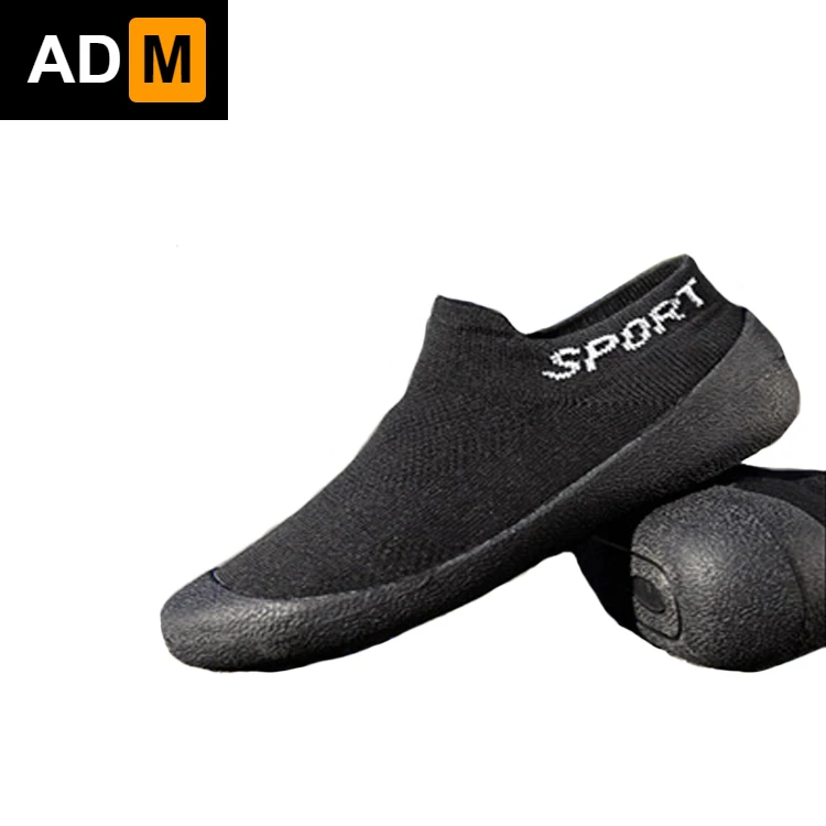 High quality Chinese brand men and women slip-on casual socks shoes outdoor casual vulcanize shoes quick dry