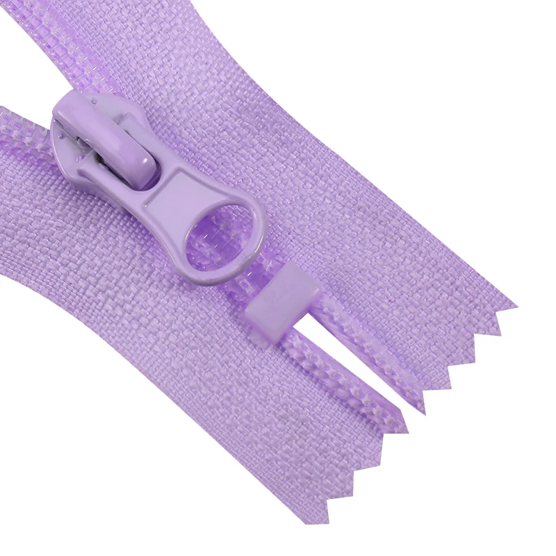 OCO Custom closed end zipper for pocket 3#5# nylon zipper coil plastic zipper bag tailoring accessories factory