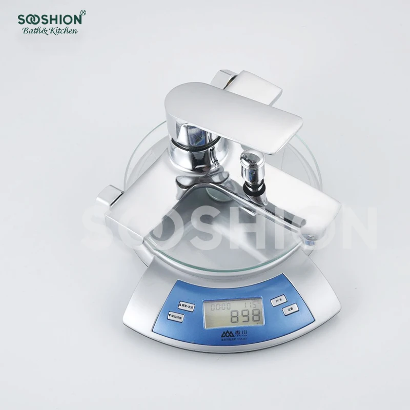 2022 Popular Design Hot and Cold Chrome Bath Mixer Wall Mount Zinc Bath Faucet For Shower