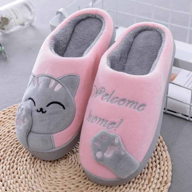 
Cartoon cat cotton slippers winter home cotton slippers thick soled anti skid warm adult cotton slippers  (1600083314465)