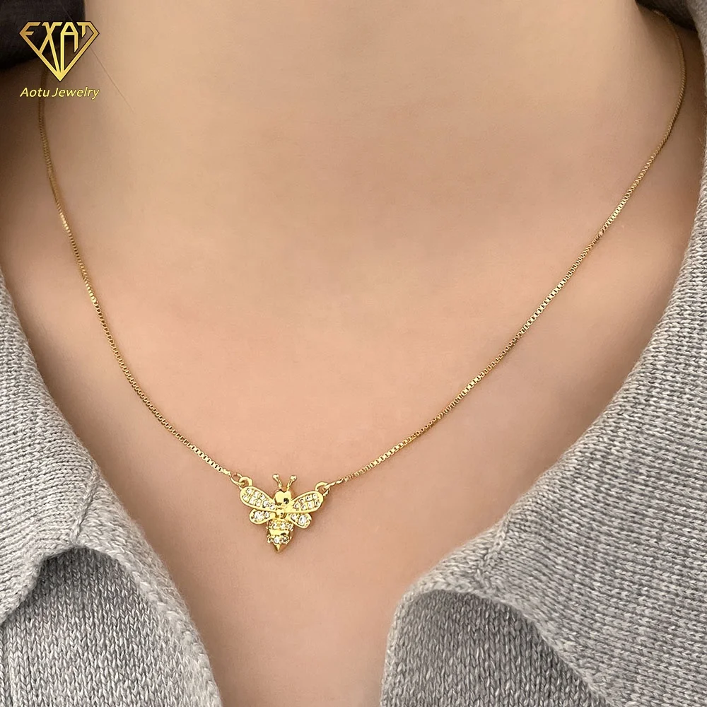 Feminine Energy Necklace 18K Gold Plated Cubic Zirconia Hardworking Queen Bee Pendant Necklace