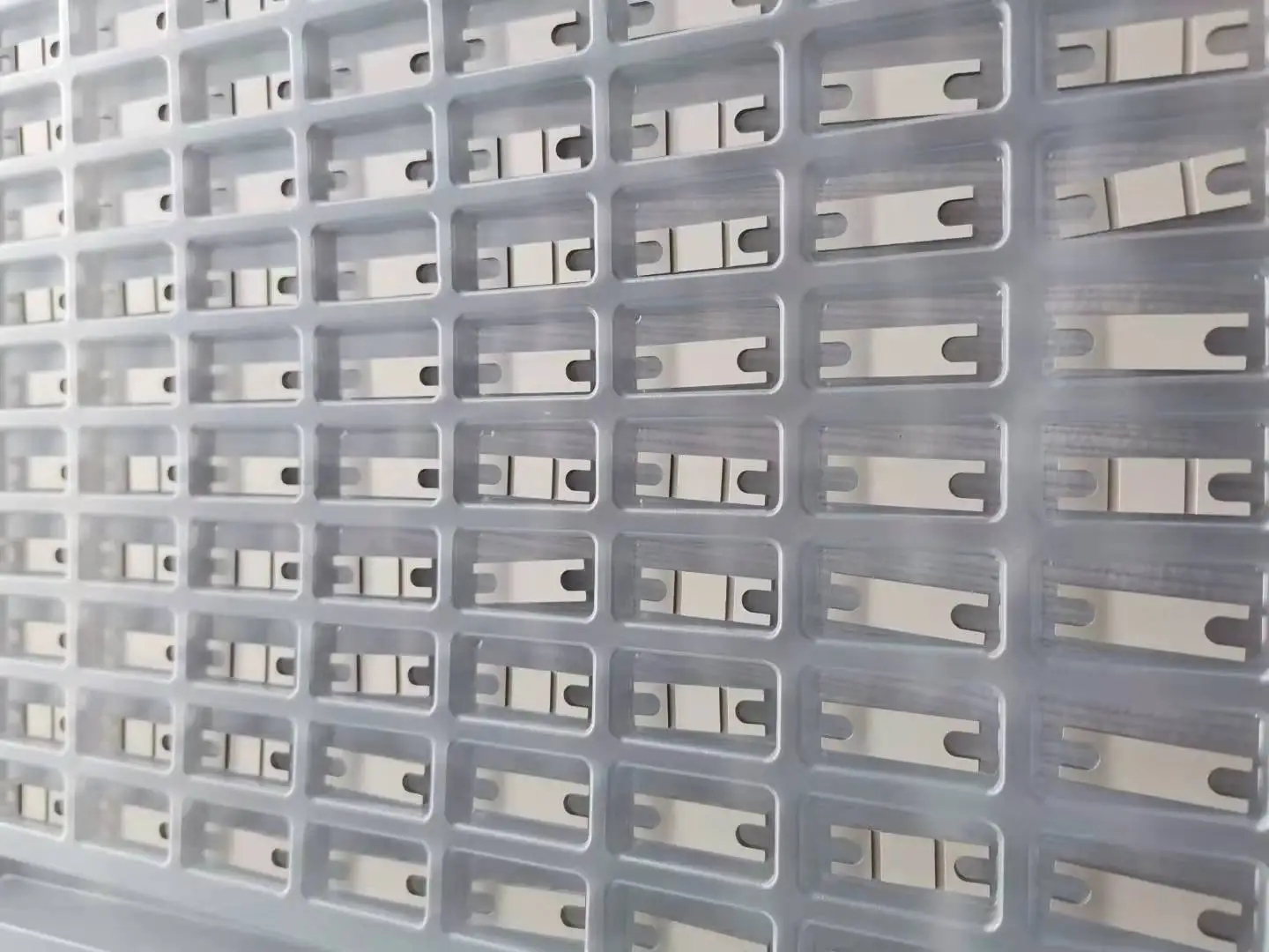 Accepted customized tungsten copper price per kg for sale tungsten copper heat sink flanges