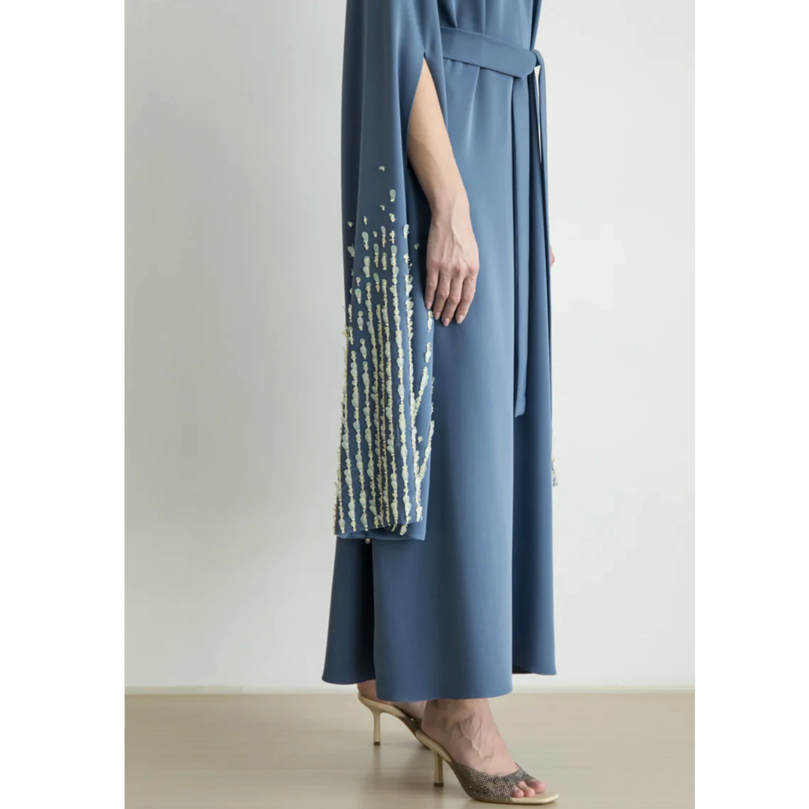 2023 New Arrival Elegant Dress Evening Gown Shinny Satin Ruffles Asymmetry Dresses Ladies wear