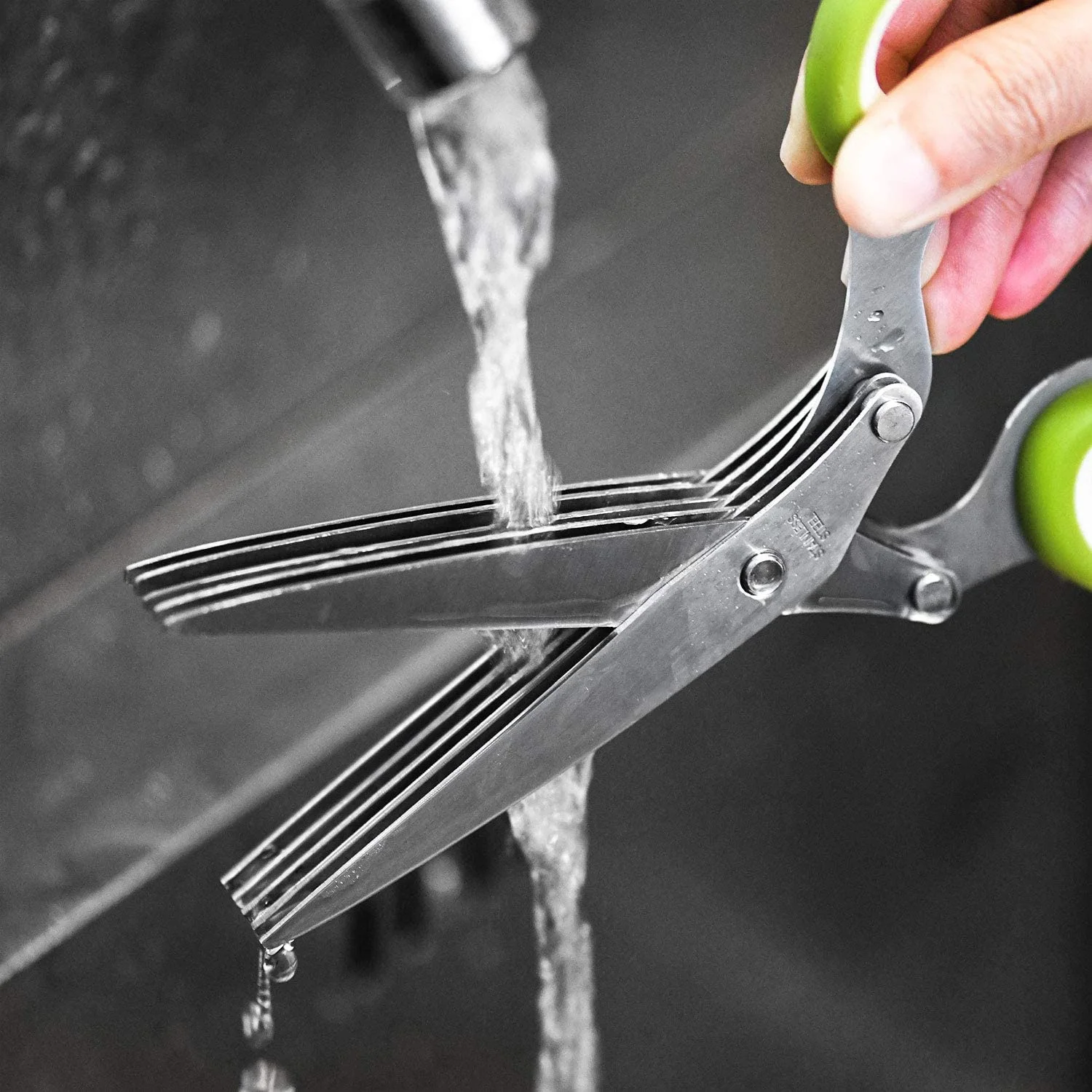 5 Blade Herb Scissor Vegetable Kitchen Shears Stainless Steel MultiFunction Home Kitchen Herb Scissors With Cover