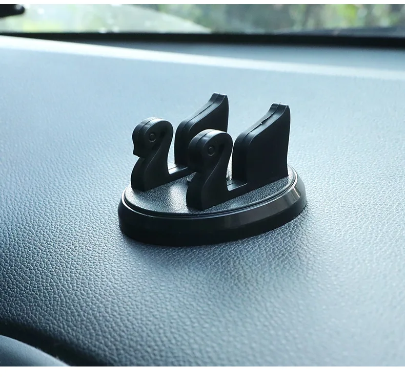 Wholesale  Car Phone Holder Car Dashboard Stand For Car Navigation Anti Shake And Shockproof 360° Rotatable