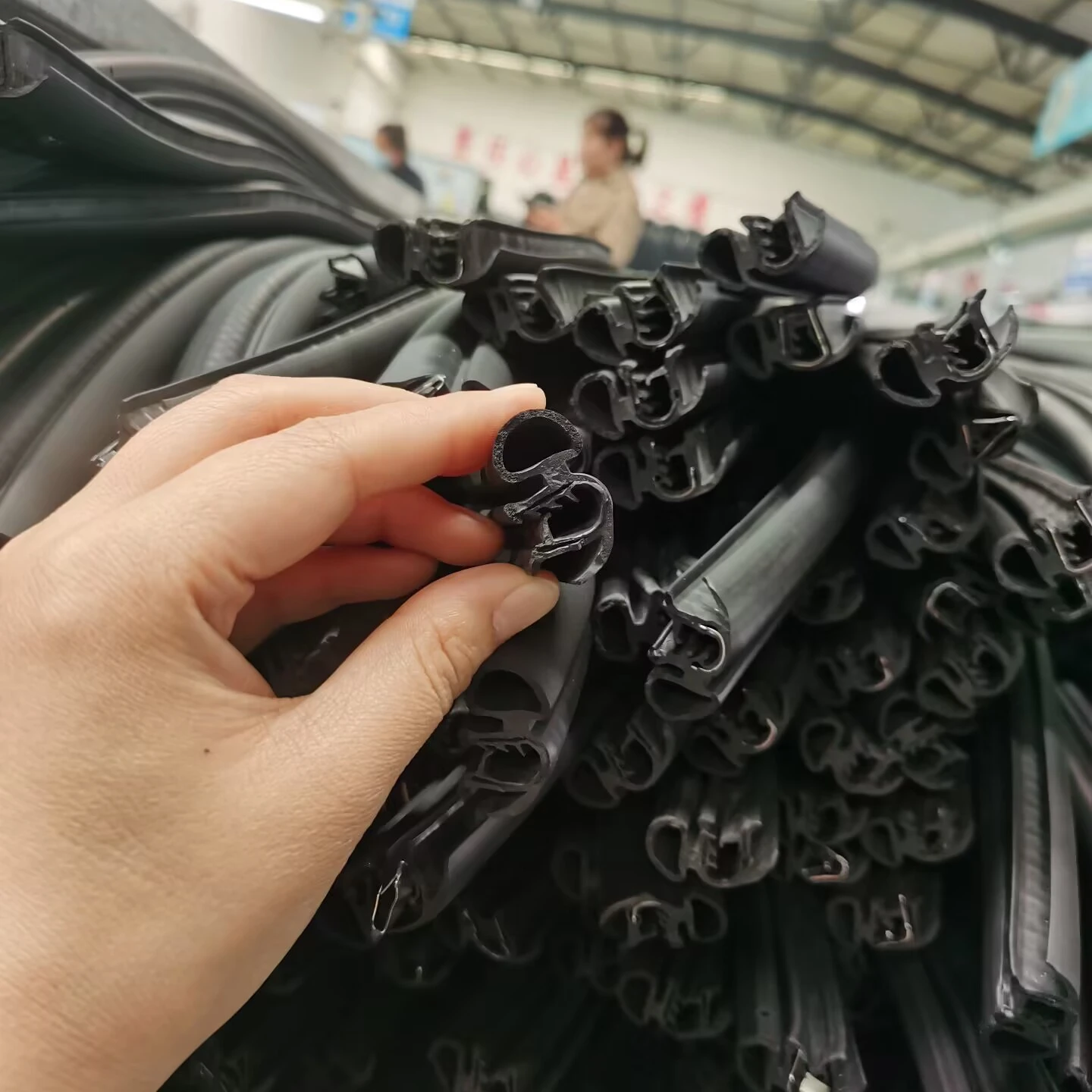 Cabinet sealing strip Car door  anti-collision edge banding EPDM U-shaped  foam sealing stripcustomization