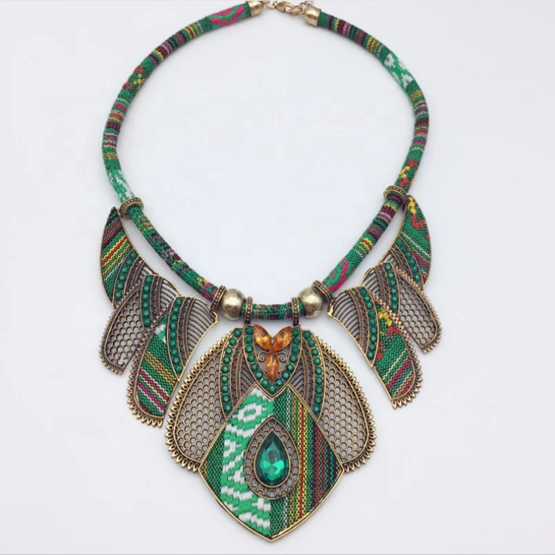 Suyan Jewelry Ethnic Style Chunky Choker Fashion Multicolor Bohemian Statement  Beaded Bib Choker Necklace Jewelry For Women