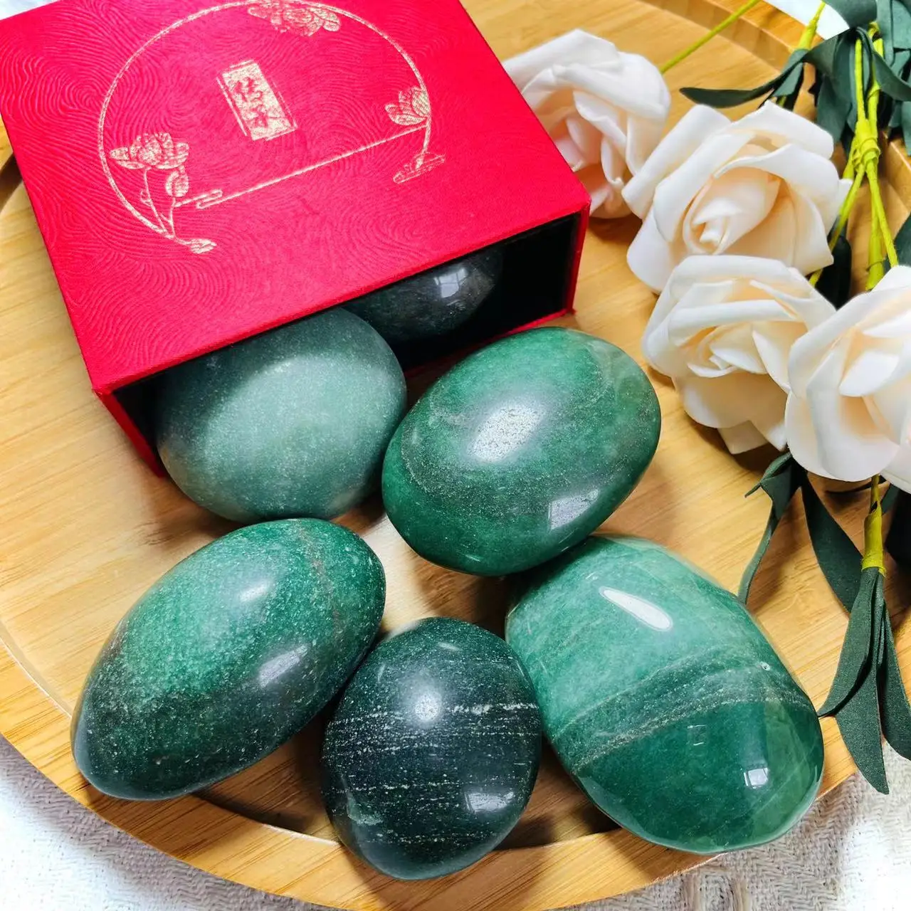 Wholesale Hand Carved Natural Crystal Polished Green Aventurine Palm Stone For Healing