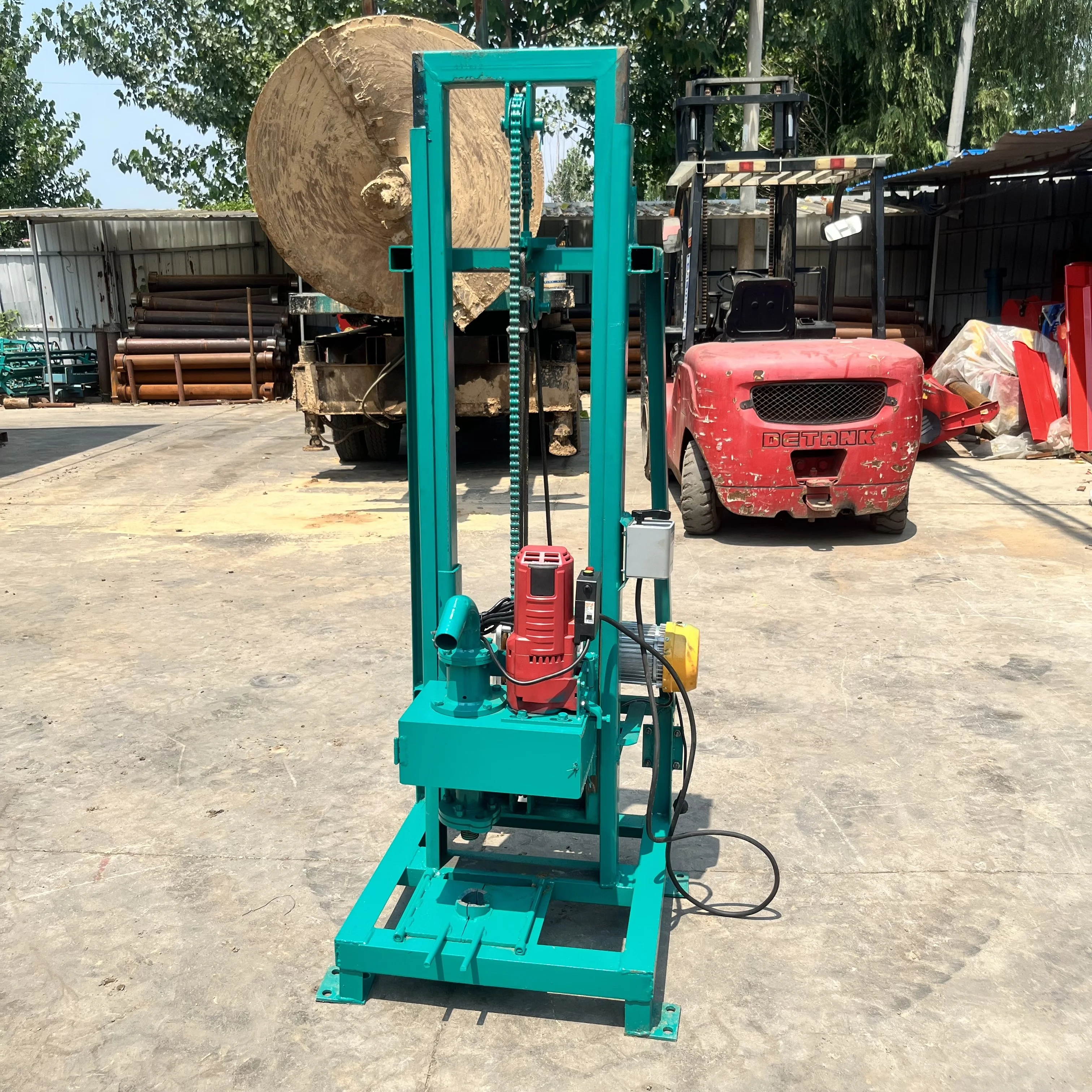 Factory Best Selling Low Price Small Boring Hole Portable Diesel Water Well Drilling Rig Machine With Mud Pump For Sale