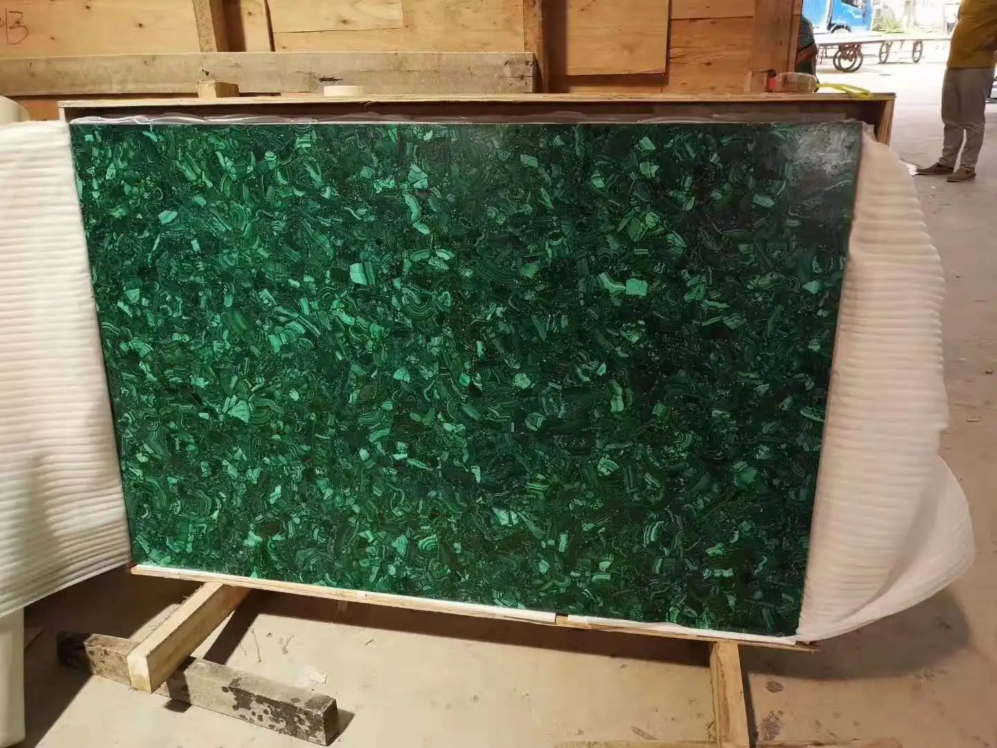 malachite green stone slabs green malachite price for precious stone furniture