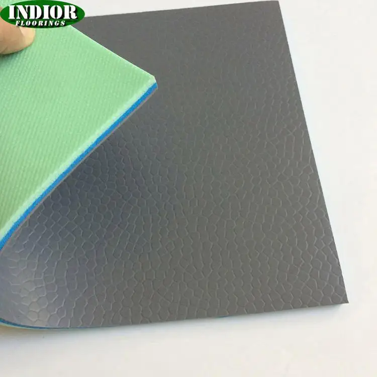 Cheap price indoor PVC Badminton courts mat floor Waterproof badminton court pvc vinyl flooring