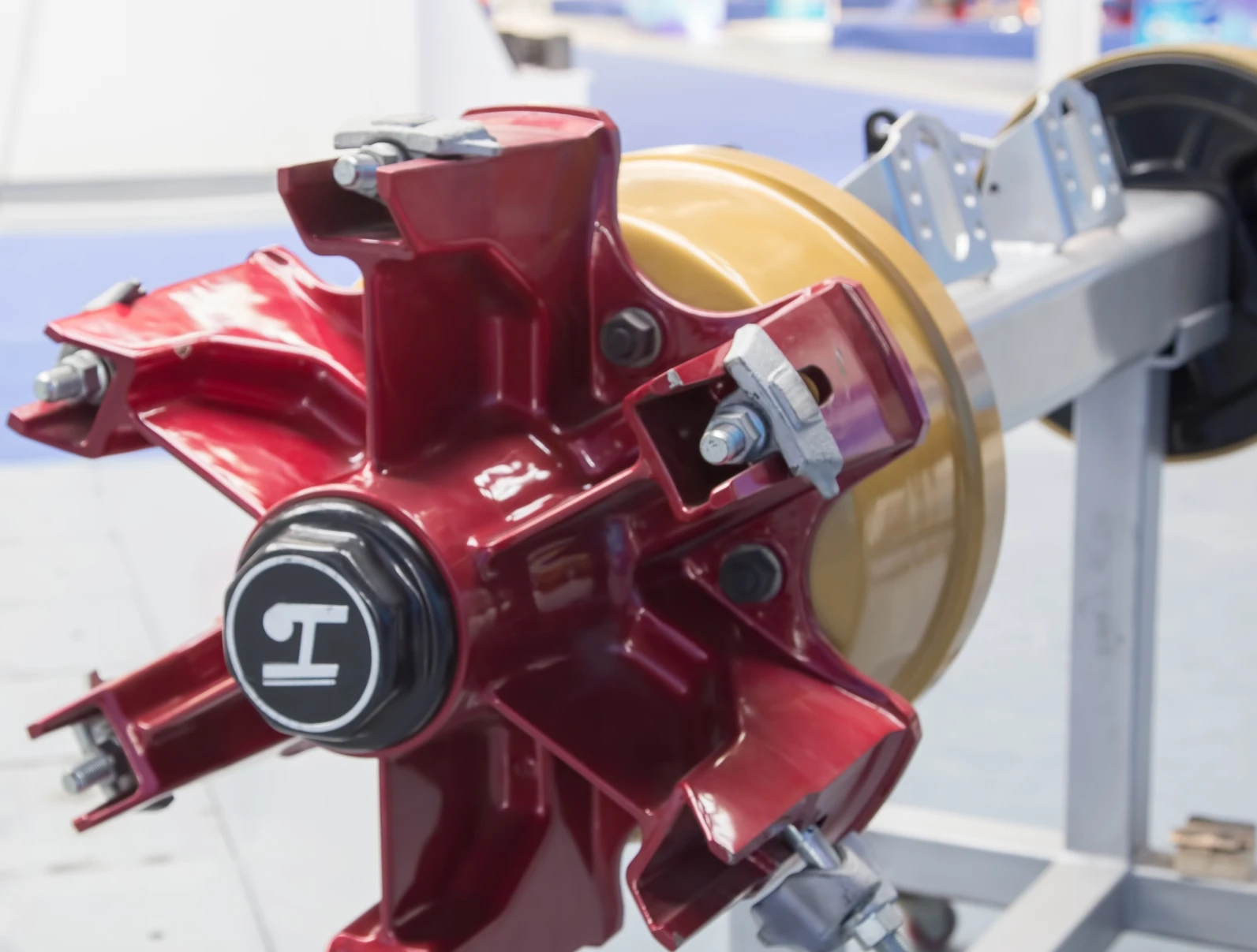 Spoke Series American Type Truck Axle Spindle Lowbed Trailer Semi Trailer Axles For Sale