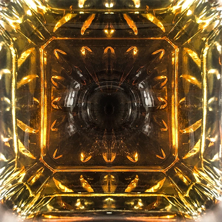 New hot sale 750ml whiskey decanter for various whiskey decanter gift set