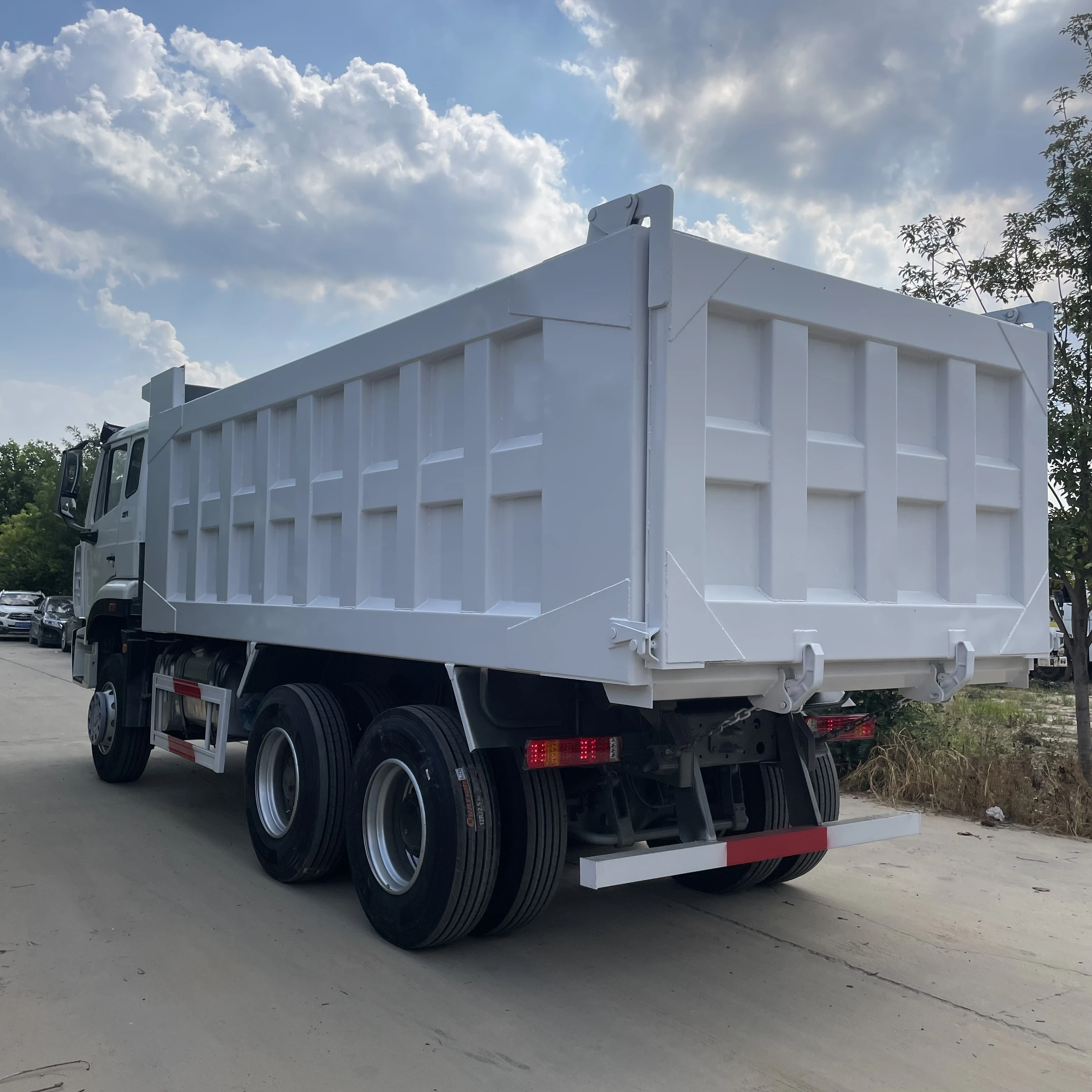 Factory Price Used Sinotruk HOWO Nx/Tx/N7/E7 Haohan 6X4 Dump Truck 10 Wheels Vehicle 371/380/430Heavy Duty Prime Used Dumper