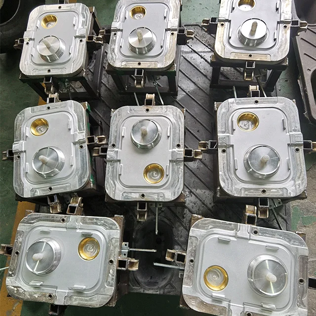 Rotomolding Plastic Fuel Tank Mold Maker , LLDPE making