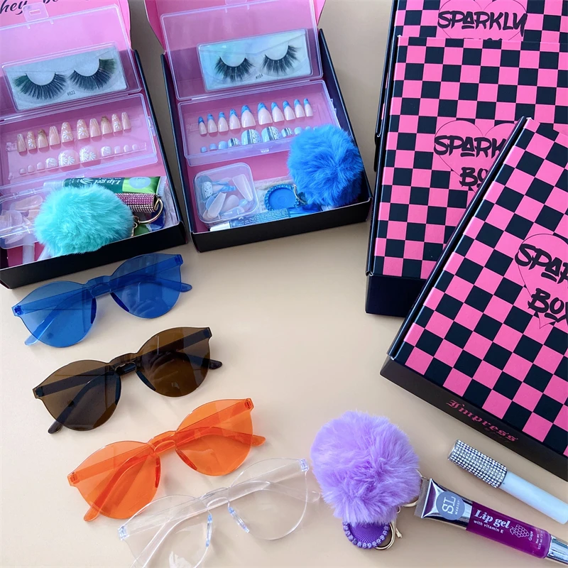IN STOCK custom nails box beautiful fake fingernails makeup sets false eyelashes and press on nails toenail