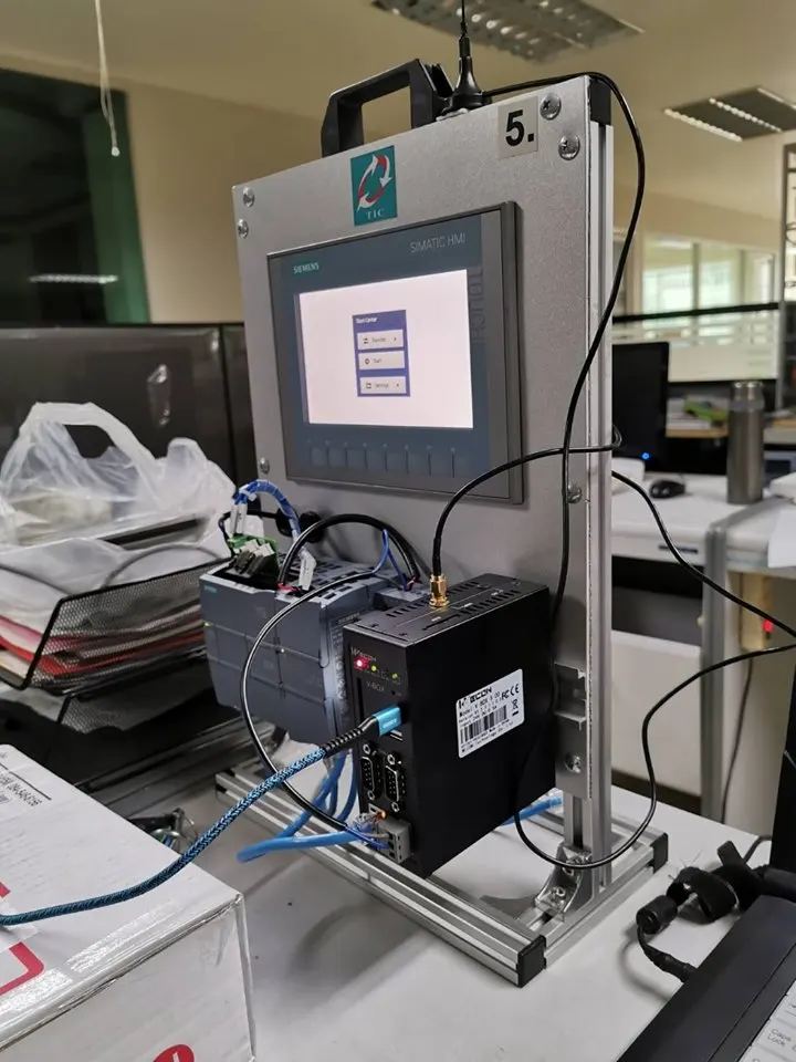 Industrial V-BOX gateway iot with modbus tcp supported in water treatment iot products wifi