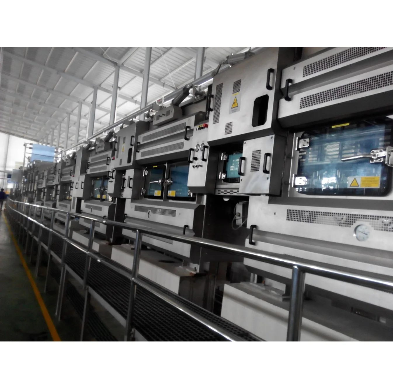 Многокамерная стиральная машина с открытой шириной после окрашивания текстильной ткани