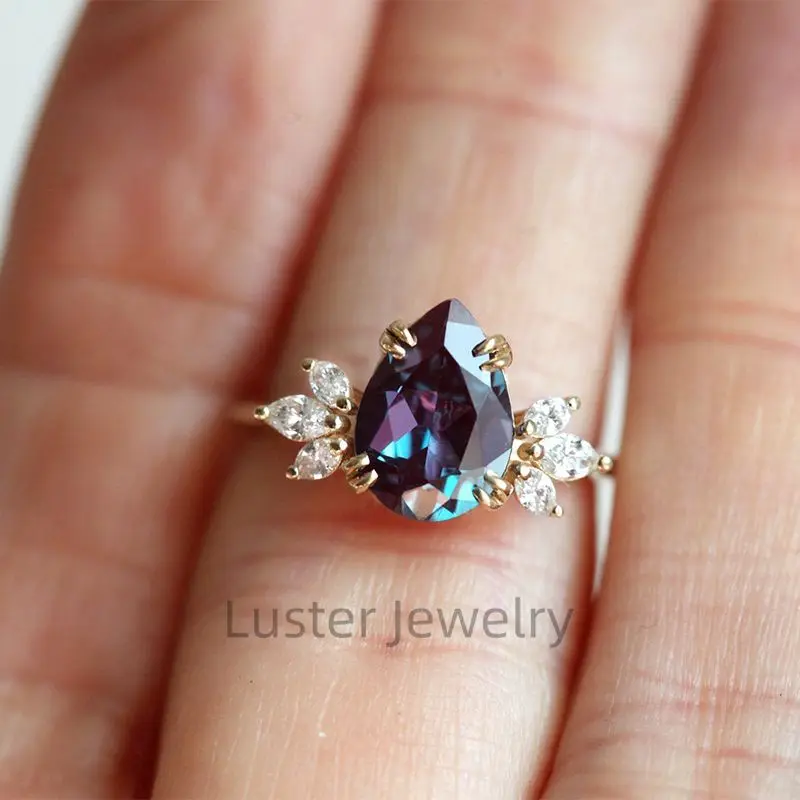 Luster Fancy Charming Color Marquise Cut Side Stones S925/Gold 7*10mm Pear Lab Alexandrite Ring
