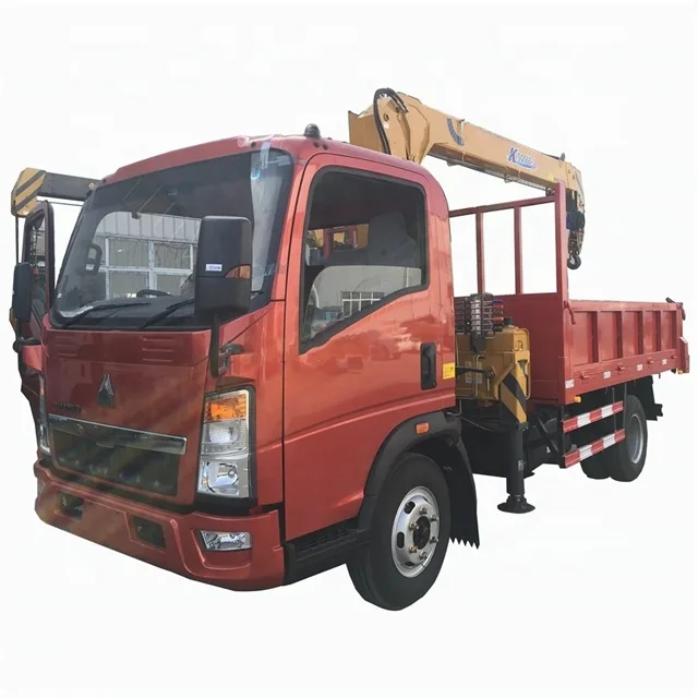 Sinotruk Howo 6 wheel 3 ton truck crane for sale