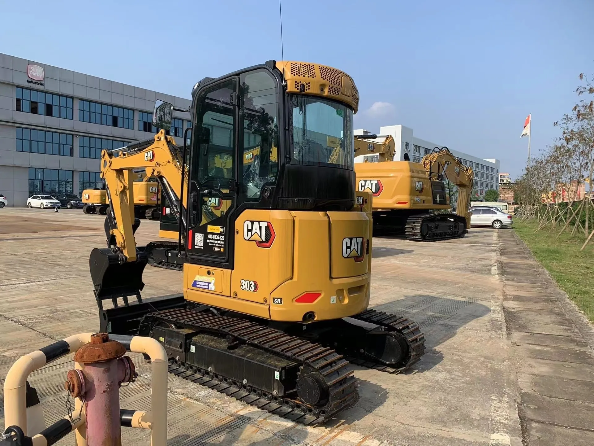 CAT303 мини б/у экскаватор на складе высокое качество продажу Подержанный cat305. 5e2 CAT306 гусеничный низкая цена
