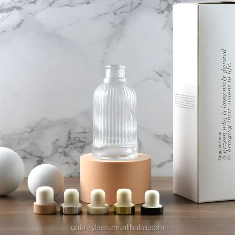 Wholesale Rome Shape Vertical Stripes Reed Table Glass Diffuser Bottle