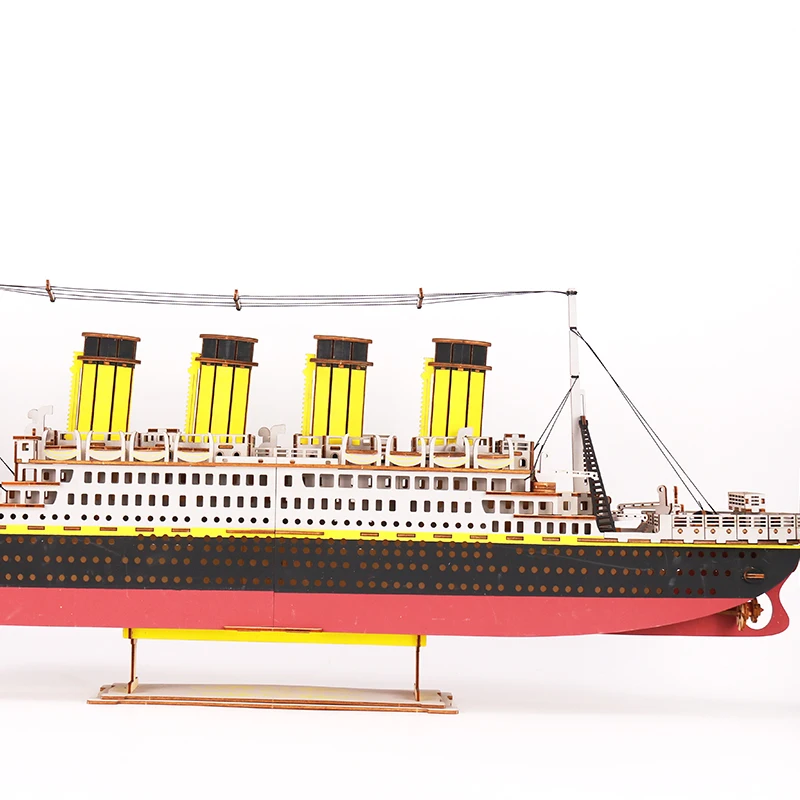 Hot Selling Ship Titanic Model Puzzle Educational DIY Toy 3D Jigsaw Puzzle Plywood+sand Paper+3d Assembly Manual Custom Wooden