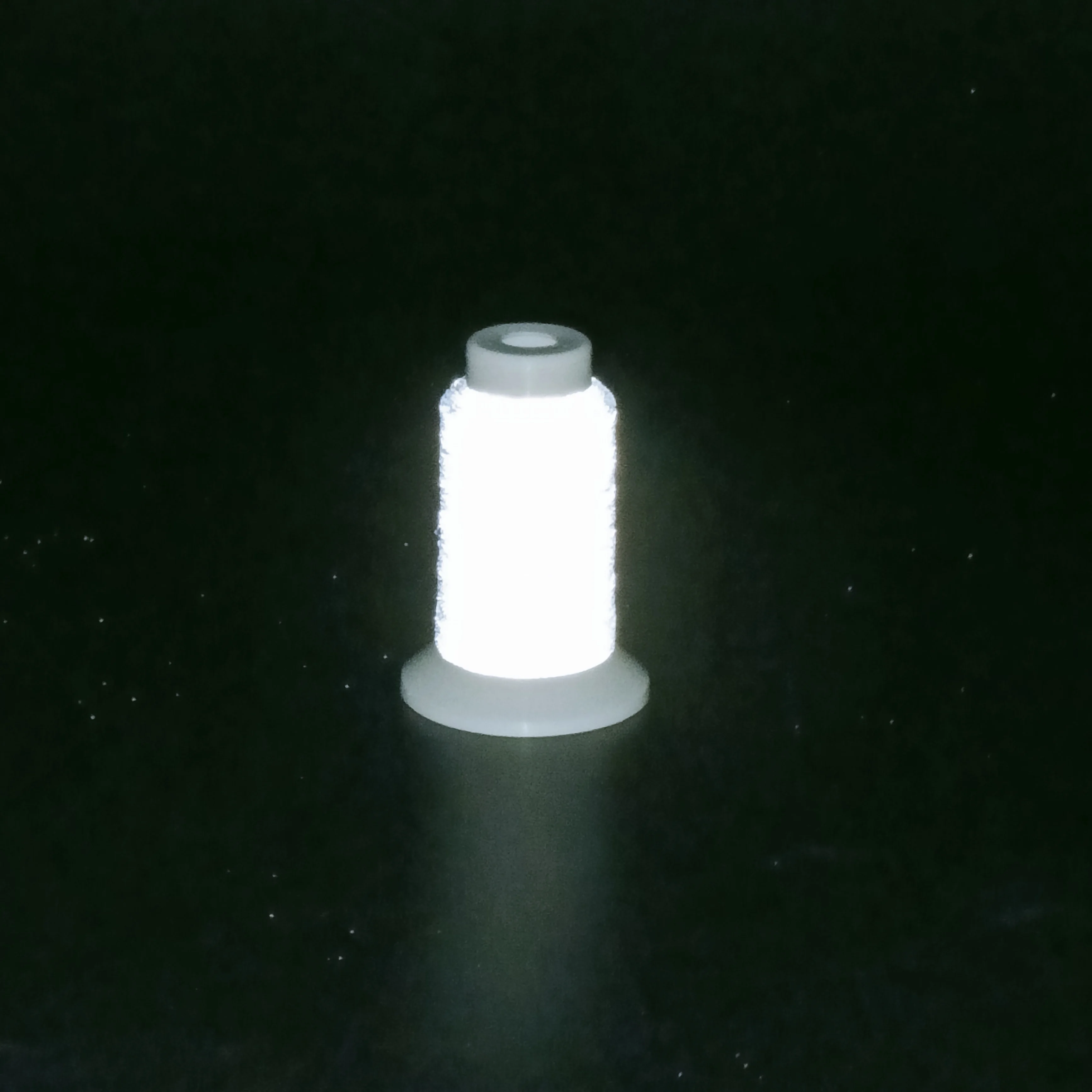 Amazon hot sell white reflective yarn double-sided reflective thread