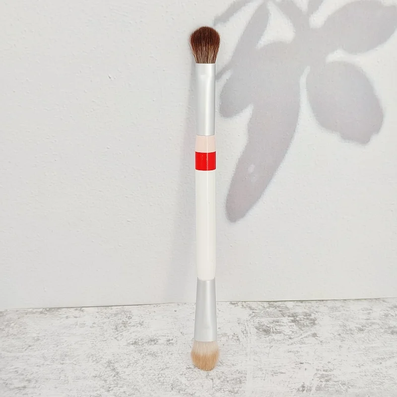 Double head Eyeshadow Brush Facial Concealer Brush Brightening and Toning Eye brush