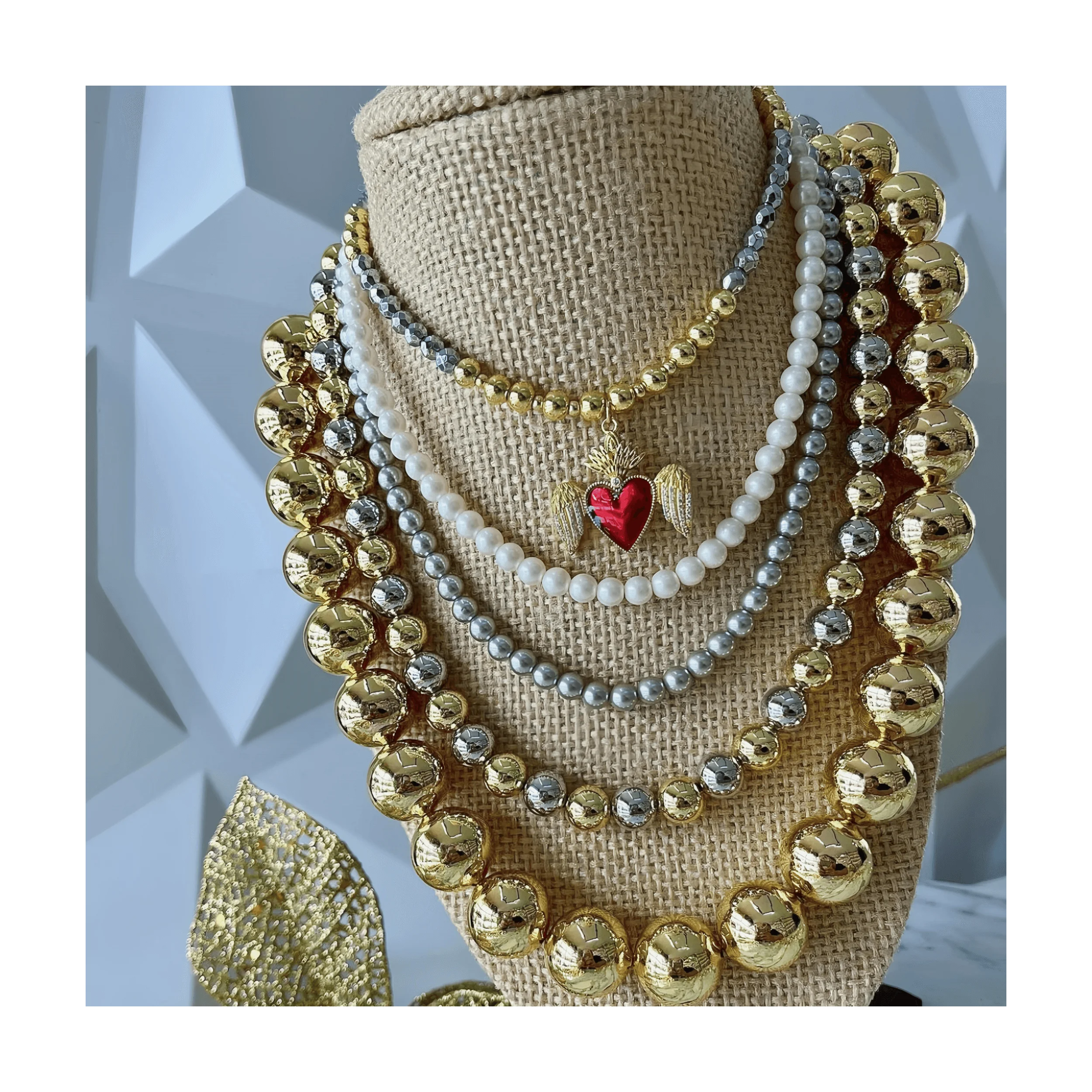 Ruby Jesus Sacred Heart wings charm pendant necklace copper with 18k gold plated beads chain choker necklace set women luxury
