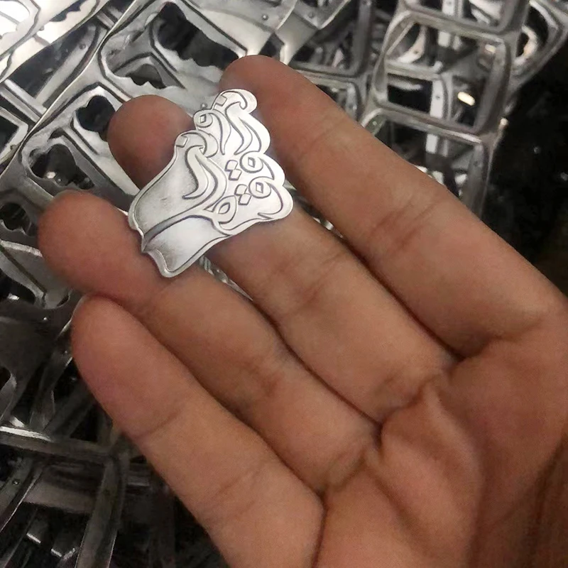 3M Sticker Magnetic Badge Hard Enamel Pins Personalizado Custom Screen Printing Soft Enamel Saudi Arabia Pin