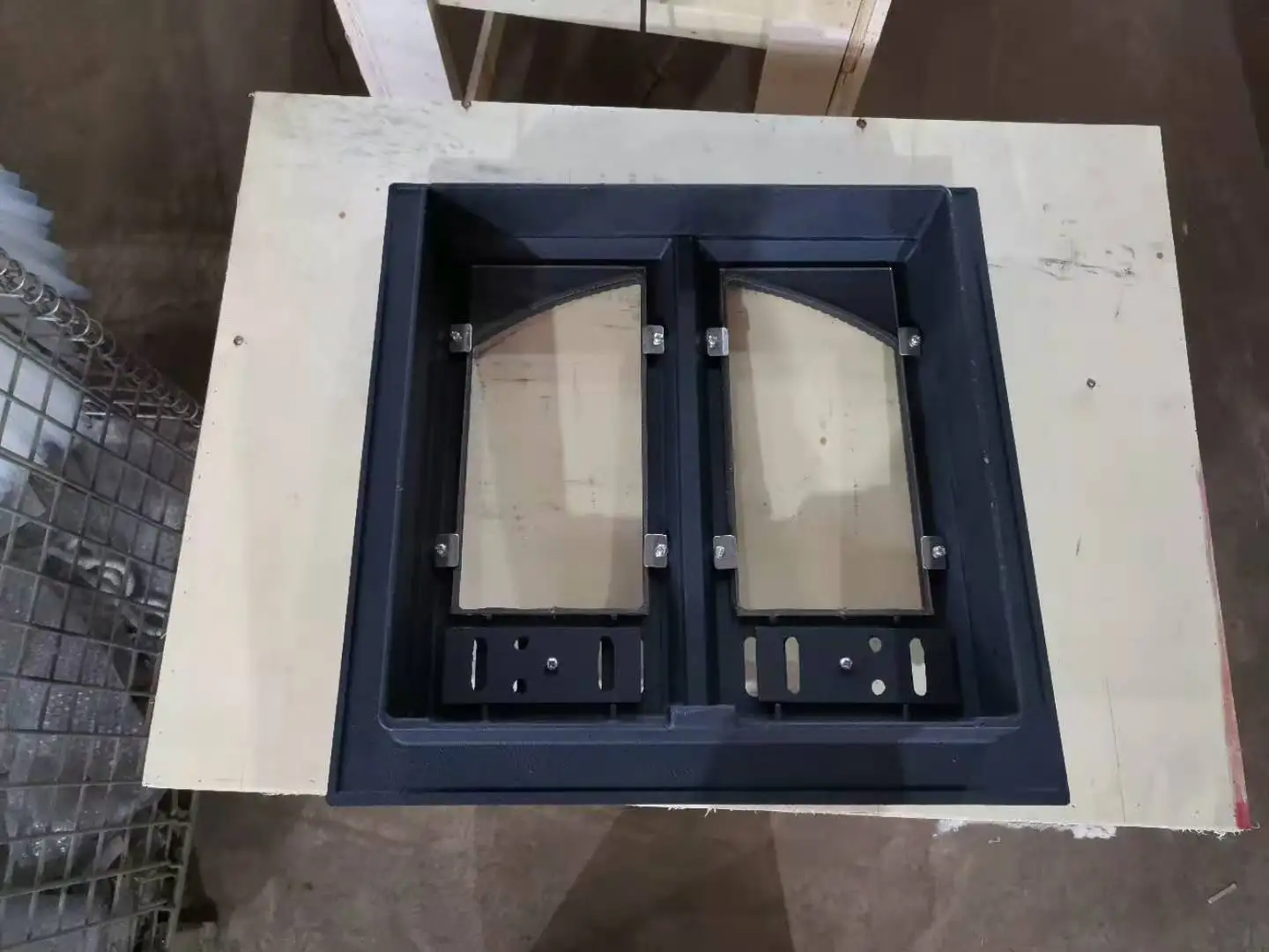 
K501 cast iron stove door with two glass 