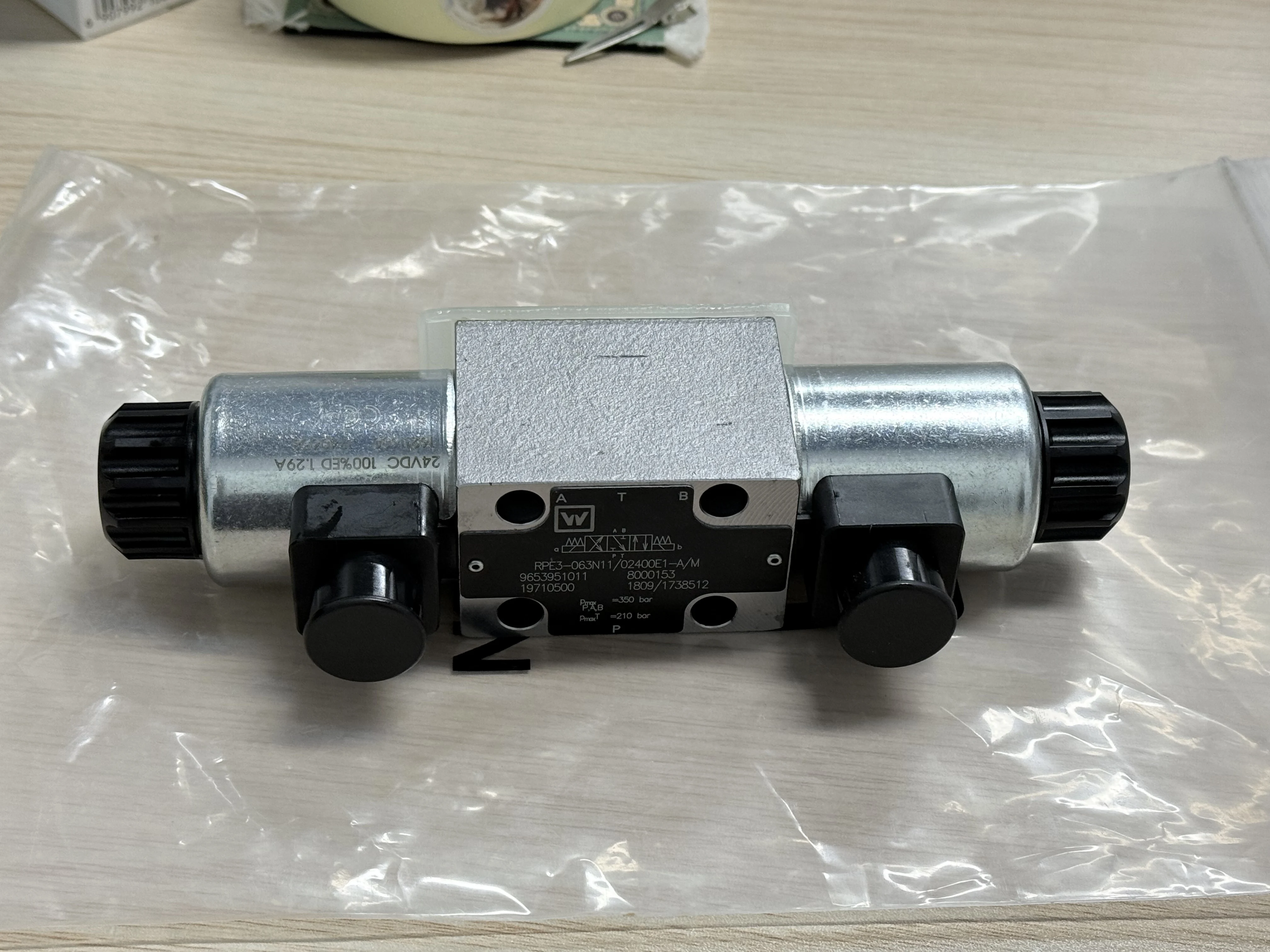 hydraulic valves manufacturer AVENTICS Magnetic valve Hydraulic Valves 9653951012  High Quality Proximity