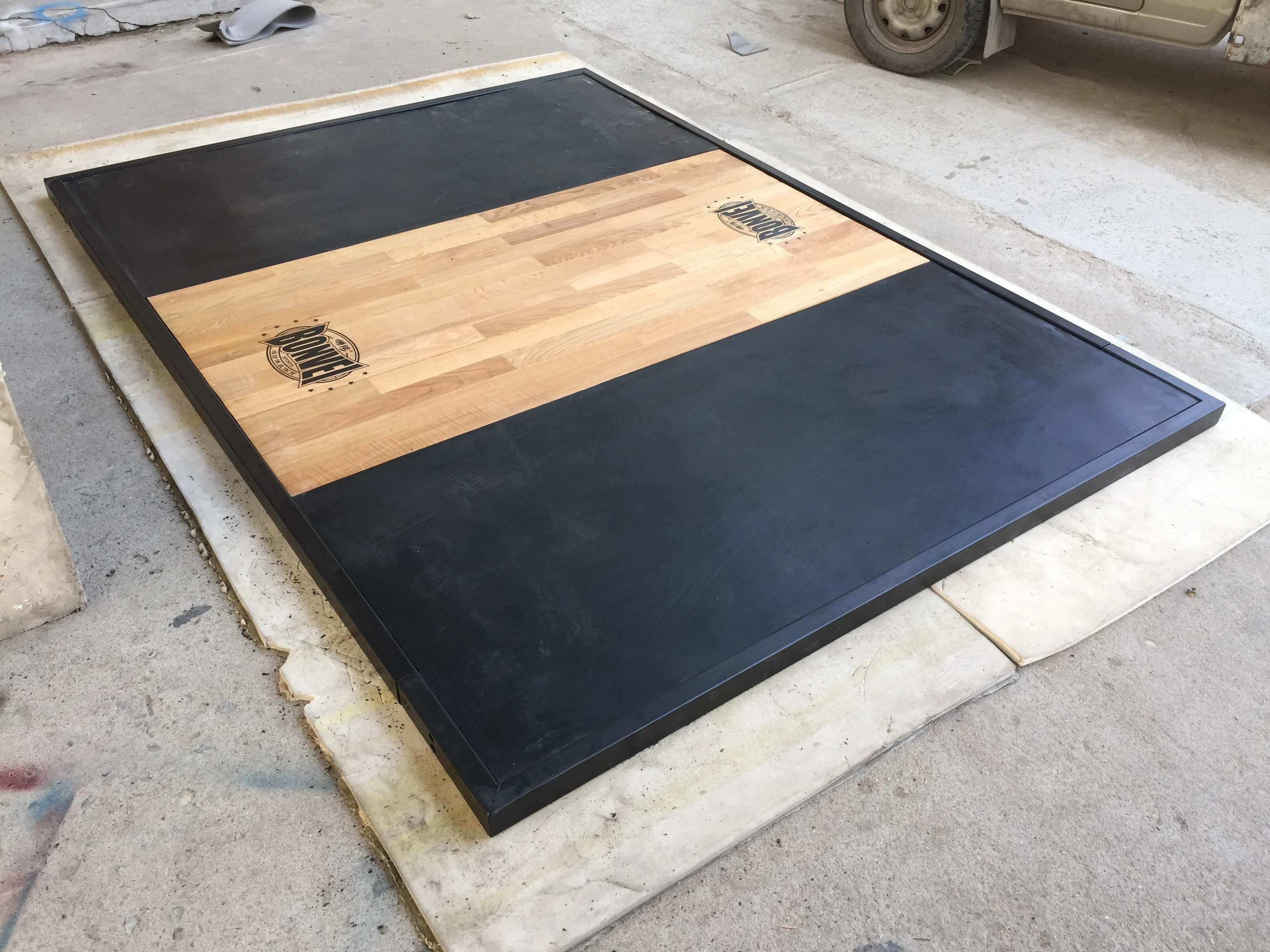 Custom Gym fitness equipment training type weightlifting platform