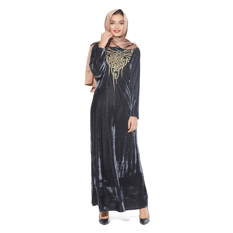 
OEM Dubai velvet long sleeve dress Islamic chest embroidery Pajama women 