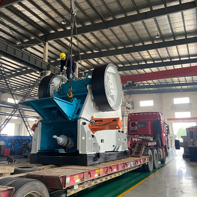 300 tons per hour jaw crusher copper color, stable running status